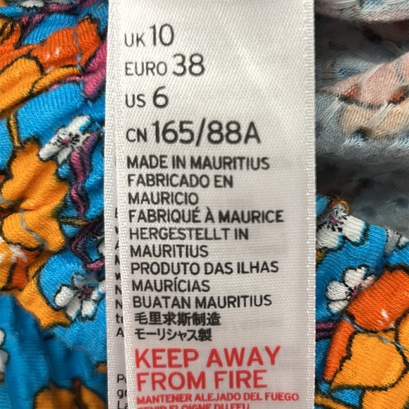 TopShop Floral Print Off-the-Shoulder Crop Top Cotton Blend Size 6 NWT - Picture 4 of 8